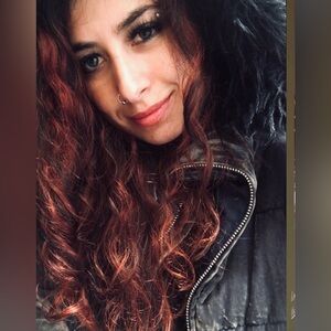 Meet your Posher, Eve